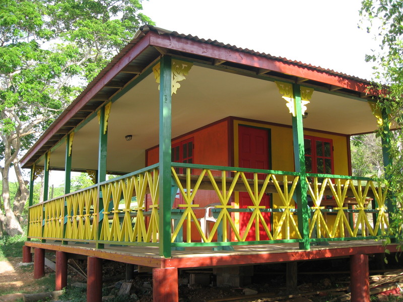 outameni house